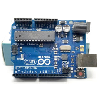 (Arduino Compatible) UNO R3 With Removable Chip (D29)