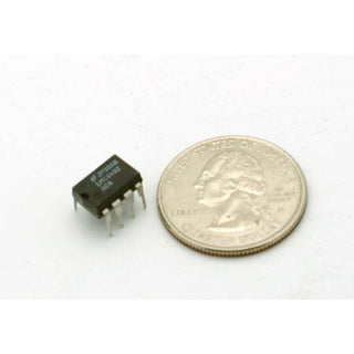 LMC6492 Dual CMOS Rail-to-Rail Op-Amp 8-Pin DIP (D99D)