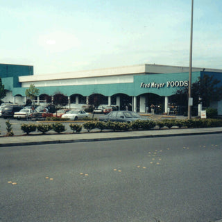 A Step Back In Time - Vetco Electronics Inside Of Fred Meyer
